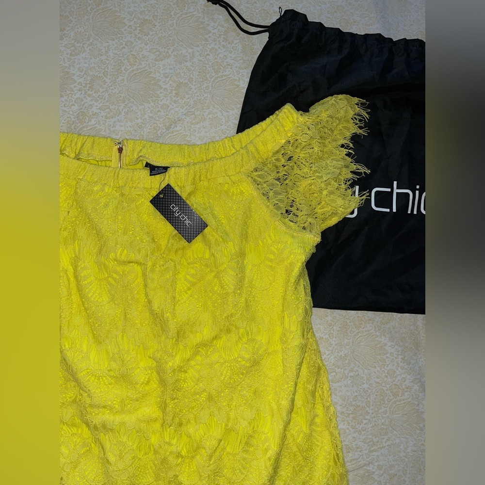 City Chic Off Shoulder Lace Dress Size 22 Yellow NWT